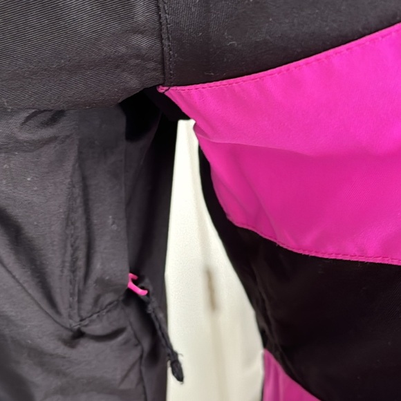 PWDR ROOM Outerwear Ski Snow Jacket Black Pink Youth size L (woman’s‎ xs s) Hood - Picture 5 of 13